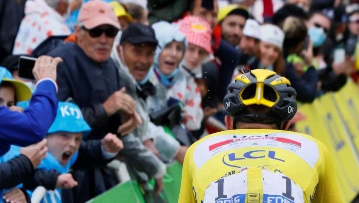 Tour de France, Pogacar e i sospetti: "Siamo supercontrollati"