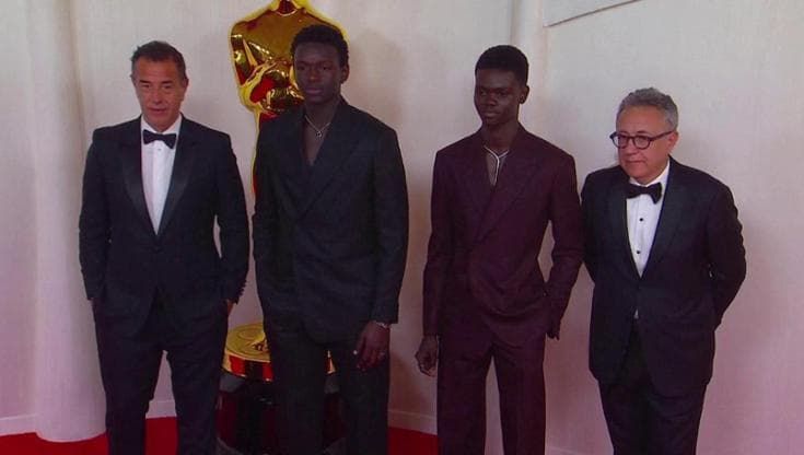 Garrone e i protagonisti di "Io capitano" sfilano sul red carpet degli Oscar 2024