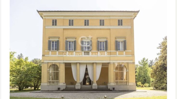 In vendita Palazzo Stella, ospitò la nipote di Napoleone e dove Littizzetto ha girato un film