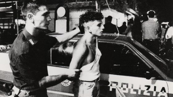 "Poesia e disperazione": cartoline dagli anni ruggenti di Rimini