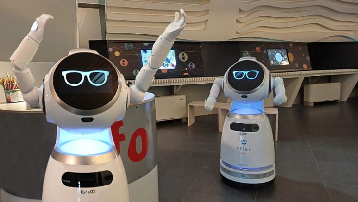 A Città della Scienza ecco Aphel, il robot umanoide prima "guida museale" a Corporea