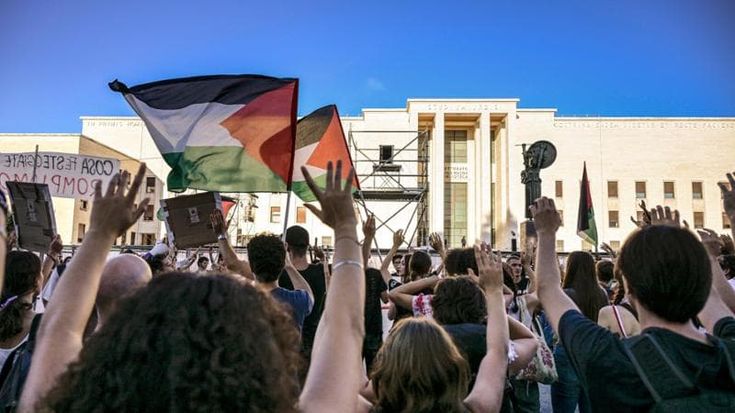 I dottorandi della Sapienza scioperano per Gaza: “Non faremo i colloqui per il passaggio d’anno”