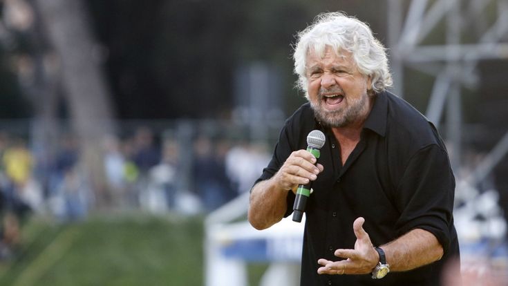 Il Bar Sport ha chiuso, ora torni la politica