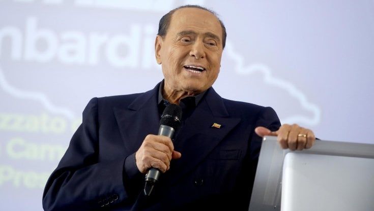 Toscani: “Berlusconi presenti Sanremo”. Tutti i significati della parola anarchico