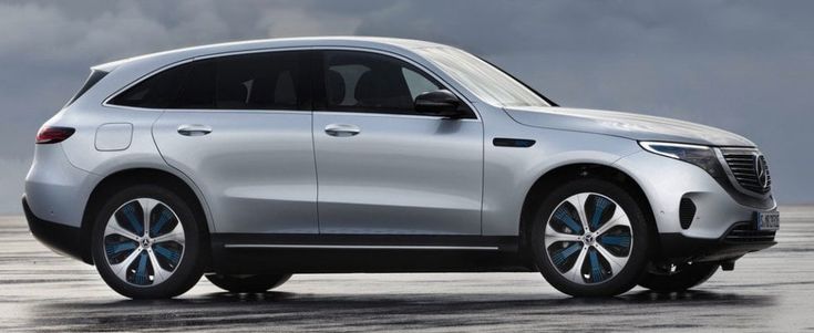 Mercedes, attacco alla Tesla