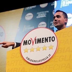 Trionfo dei 5stelle in Sicilia, fanno il pieno nei collegi uninominali. Crollano il Pd e il centrodestra