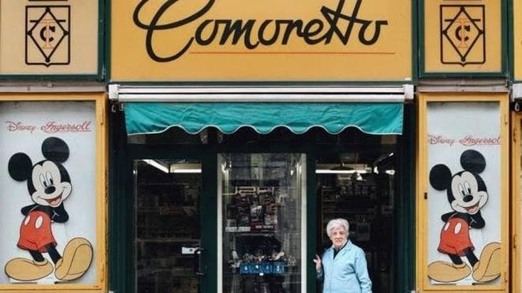 Addio a Roberto Perolini, anima della Tecnoelettrica Comoretto di corso Como: è morto in negozio