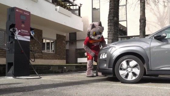 L'As Roma viaggia in elettrico grazie a Edison e Hyundai