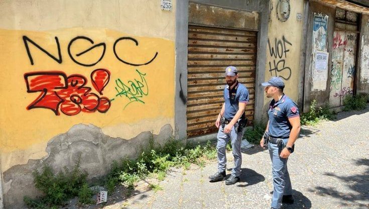 Sorelle sfregiate con l'acido a Napoli, la psicologa: "Dopo il Covid rabbia senza controllo"