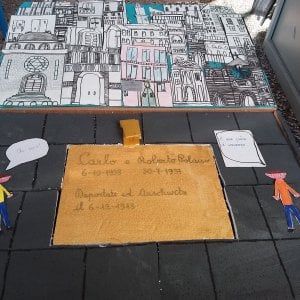 La pietra d’inciampo che non c’è, la scuola ricorda i fratelli Polacco