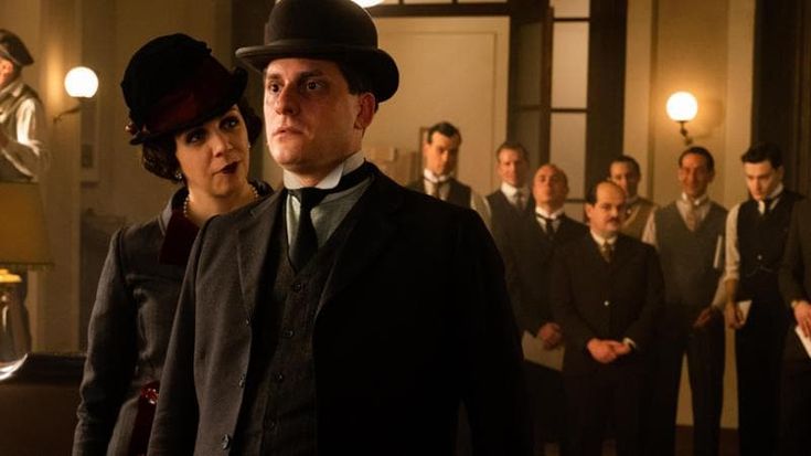 “M. Il figlio del secolo”, ecco com’è la serie sull’ascesa al potere di Mussolini