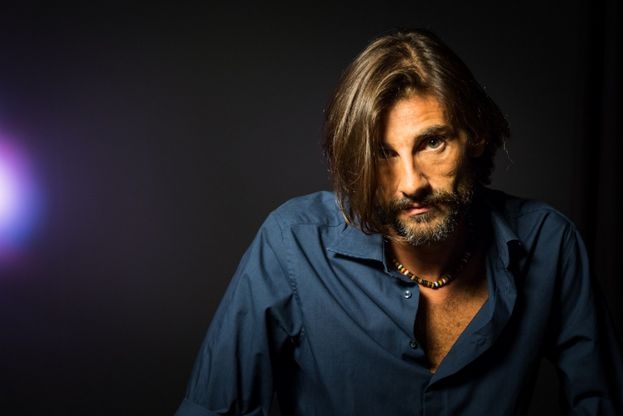 Giancarlo Cattaneo, una voce al servizio della poesia