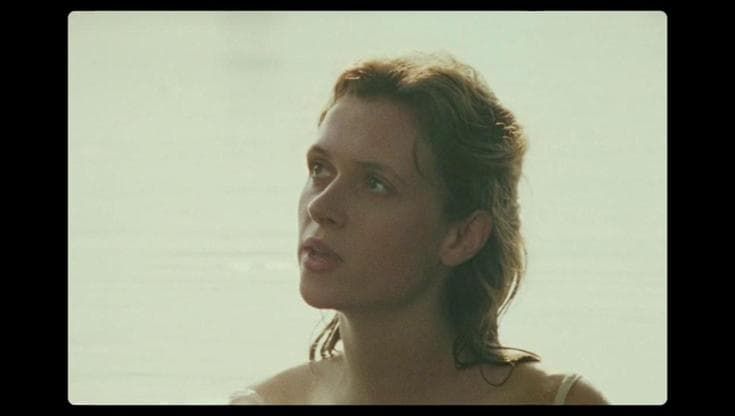 Cannes, Juliette Jouan nel film di Pietro Marcello: "È stato un caso, sono stata scelta per la mia voce "