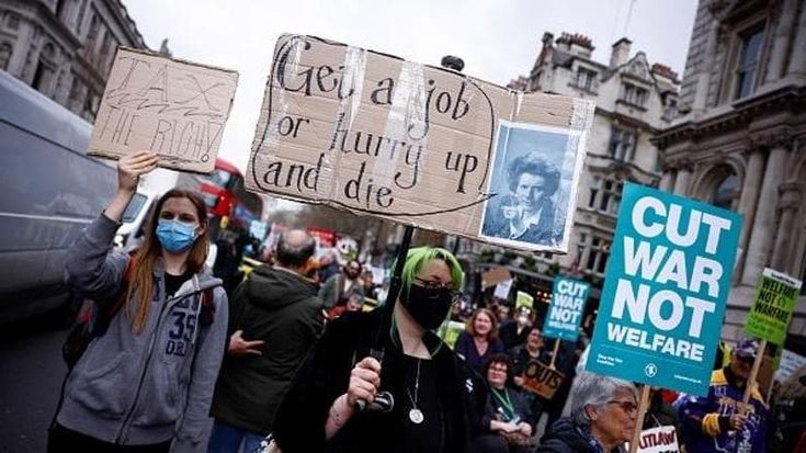A Londra aria di tagli e tasse