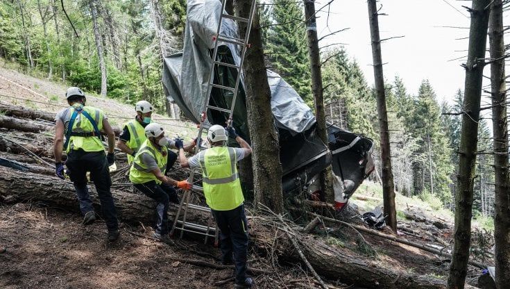 Strage del Mottarone, rischio licenziamento dopo la strage per i dipendenti delle funivie