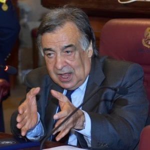 Il "cunto" di Rosalia e il conto da pagare nella città che vorrebbe essere normale