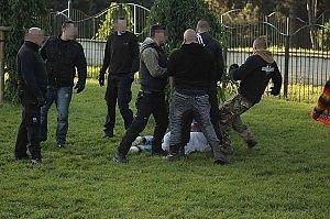 Torino: posta su fb foto del pestaggio, <br />la polizia a caccia degli aggressori