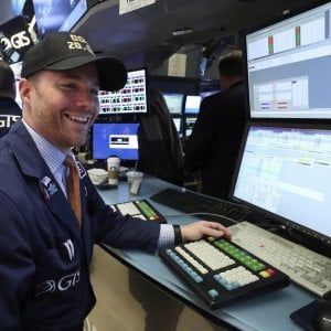 Borse Ue positive aspettando Trump. Pil americano sotto le attese