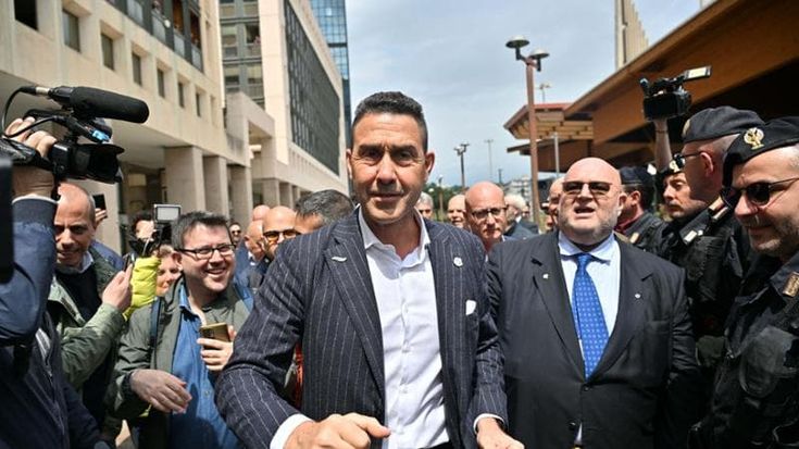 Vannacci convoca a giugno a Roma la prima assemblea dei “futuristi” e prova a placare fronde interne