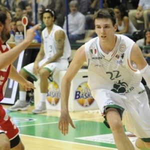 Basket, parte lo sprint per il secondo posto