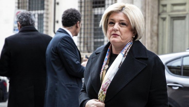 Non è una flat tax per poveri: a giovani e precari non conviene