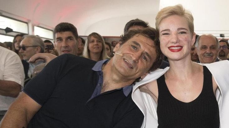 Bebe Vio e gli altri atleti paralimpici: “Ci hai insegnato anche a ridere”