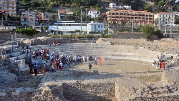 Ventimiglia, domani, mercoledi 28, giornata dedicata al teatro romano