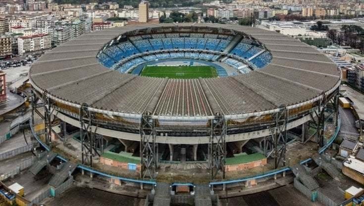 Stadio, la beffa dei biglietti omaggio a studenti e ragazzi a rischio