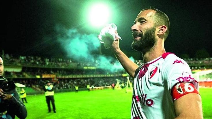 Di Cesare torna in campo con la Kings League (forse in attacco). E resta vicedirettore del Bari