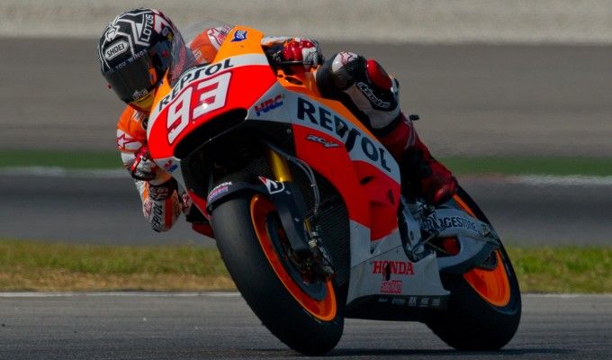 MotoGp, test Sepang: record della pista per Marquez, Rossi subito dietro