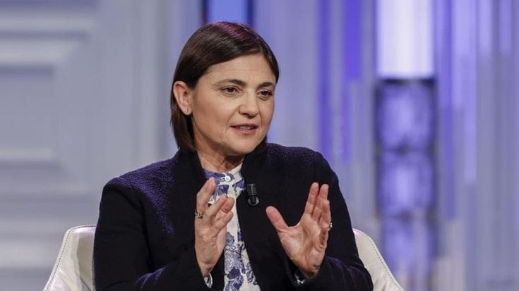 Serracchiani: “Nordio inadeguato doveva eseguire l’ordine della Corte penale internazionale”