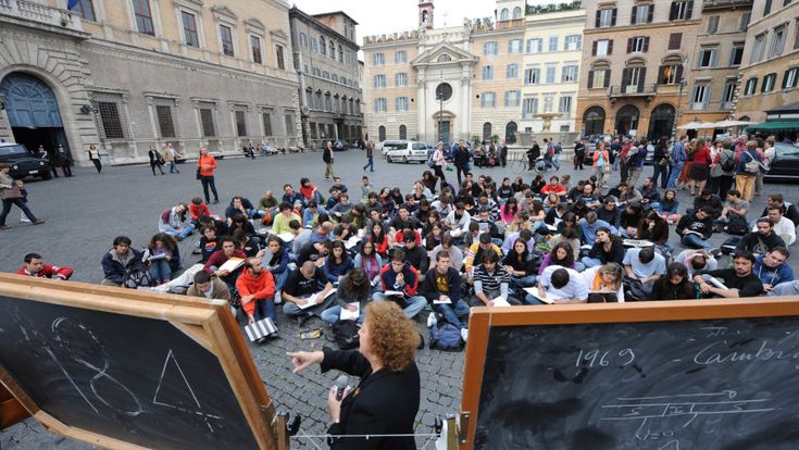 I testi di scuola ridotti a libri di fiabe
