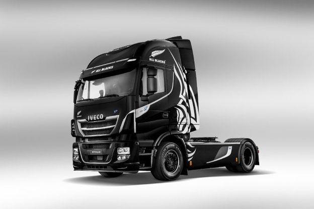 Iveco in campo a fianco degli All Blacks 