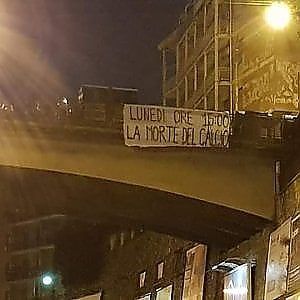 Genoa-Milan, striscioni in città in vista del match