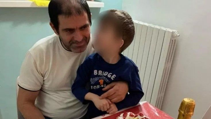 Torremaggiore, la zia del bimbo scampato alla strage: "Ci chiede della mamma e della sorella, mai una parola sul padre. Ma è sereno e gioca"
