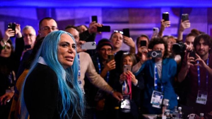 Loredana Bertè è stata dimessa: “Mi hanno fatto una ‘terapia d’urto’”