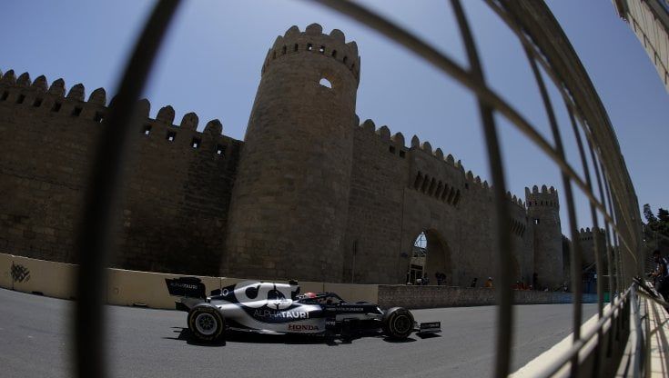 F1, Gp Azerbaigian: Gasly davanti a Perez e Hamilton nelle libere 3, quarto Leclerc