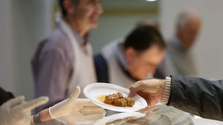 Rapporto Caritas: “Povertà alle stelle: in dieci anni +43%”