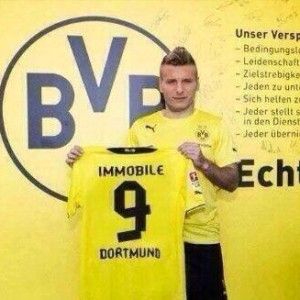 Immobile, visite e firma con il Dortmund. Dall'Inghilterra: Arsenal su Balotelli
