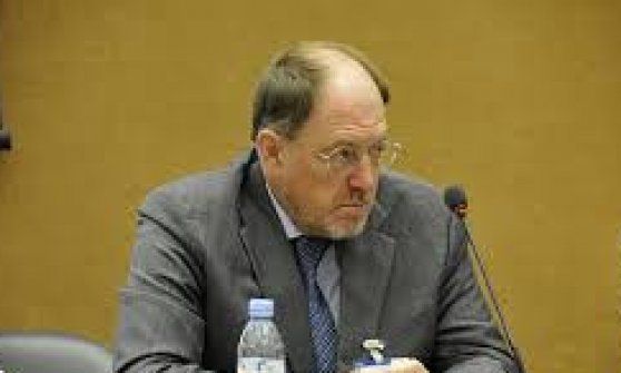 James Galbraith: "Syriza, Podemos e Corbyn, così l'altra Europa sogna una politica economica che punta sulla crescita"