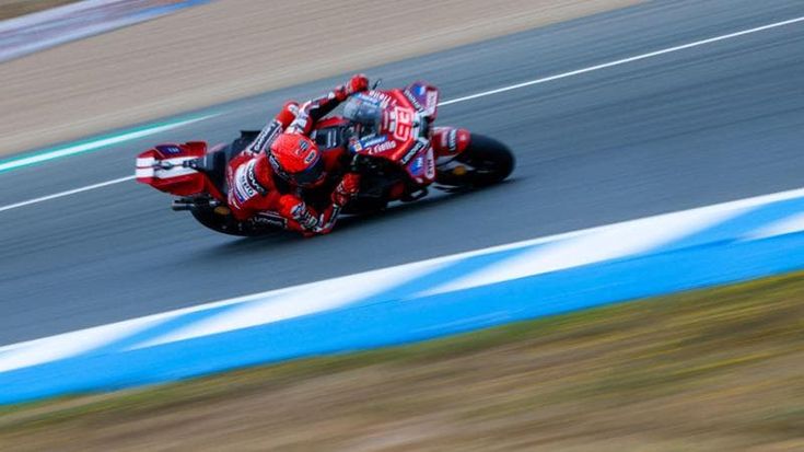 MotoGp, Spagna: Marc Marquez in pole. Bezzecchi partirà in seconda fila