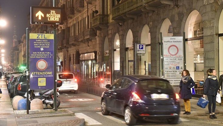 Ecologisti all'attacco: "Una pessima idea non riaccendere la Ztl in centro"