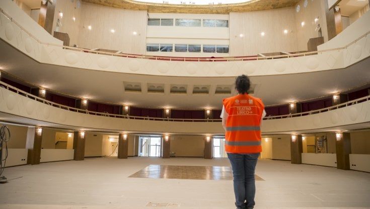 Tra pezzi originali e un ristorante panoramico, Milano ritrova il teatro Lirico. Sarà dedicato a Gaber