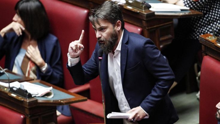 Qual è la colpa di Ricciardi?