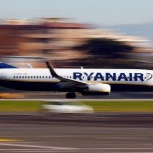 Ryanair, scontro tra sindacati sull'accordo siglato dall'Anpac