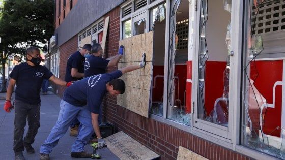 Morte Floyd, così la disuguaglianza nei "ghetti" d'America ha scatenato rabbia e violenza