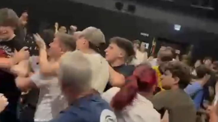 L’occupazione e poi la rissa alla Consulta degli studenti: aggressione dei liceali di ultradestra