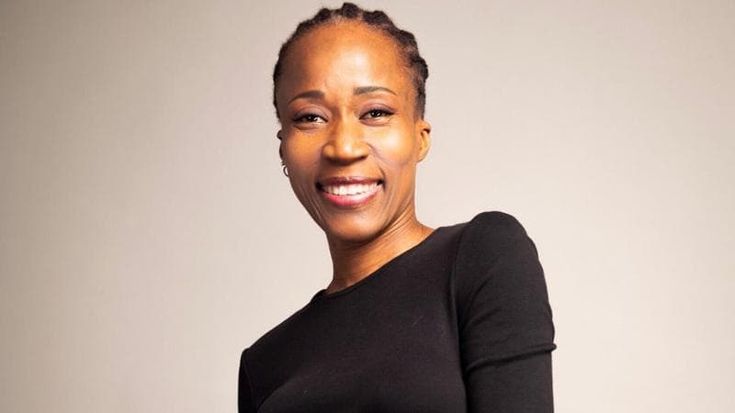 Rokia Traoré al Puccini: “Quanti pregiudizi, canto per abbatterli”