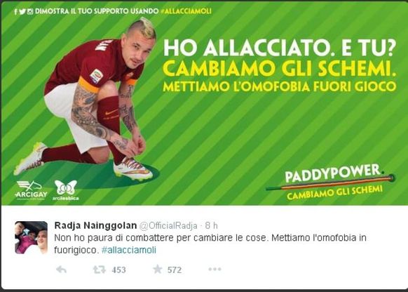 "#allacciamoli", verso Roma-Juventus Nainggolan e Chiellini insieme contro l'omofobia nello sport