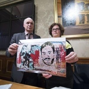 Renzi: "Ne parlai con May. Cambridge faccia chiarezza". L'Università: "La tutor disponibile a collaborare"